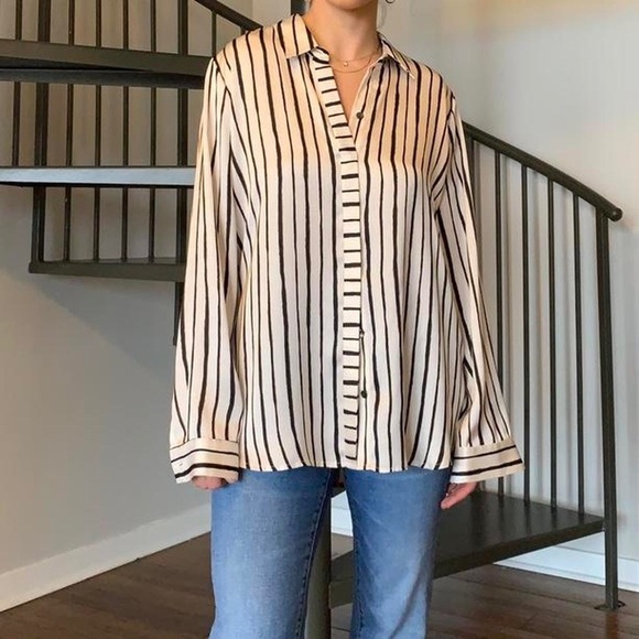 Silky button down top - Picture 1 of 2